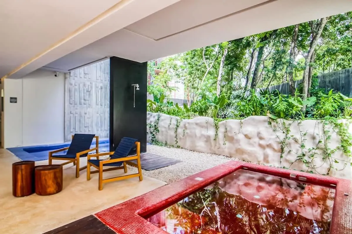 Central Location And 3 Pools Tulum